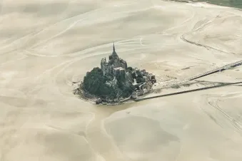 Cap sur Granville avec survol du Mont-Saint-Michel