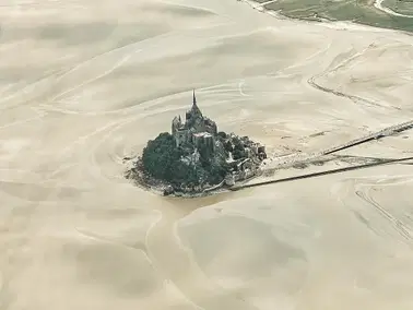 Cap sur Granville avec survol du Mont-Saint-Michel