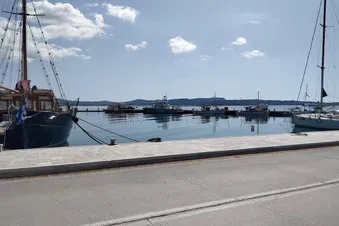Adamas port