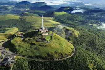 Survol du Puy de Dôme et ses volcans (3 passagers max)