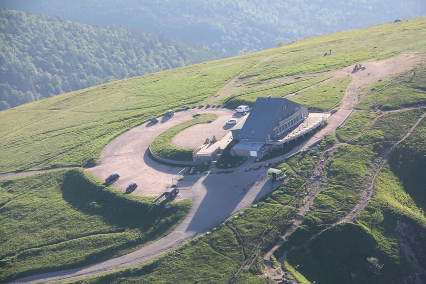 Châteaux et lac entre Vosges et l'Alsace
