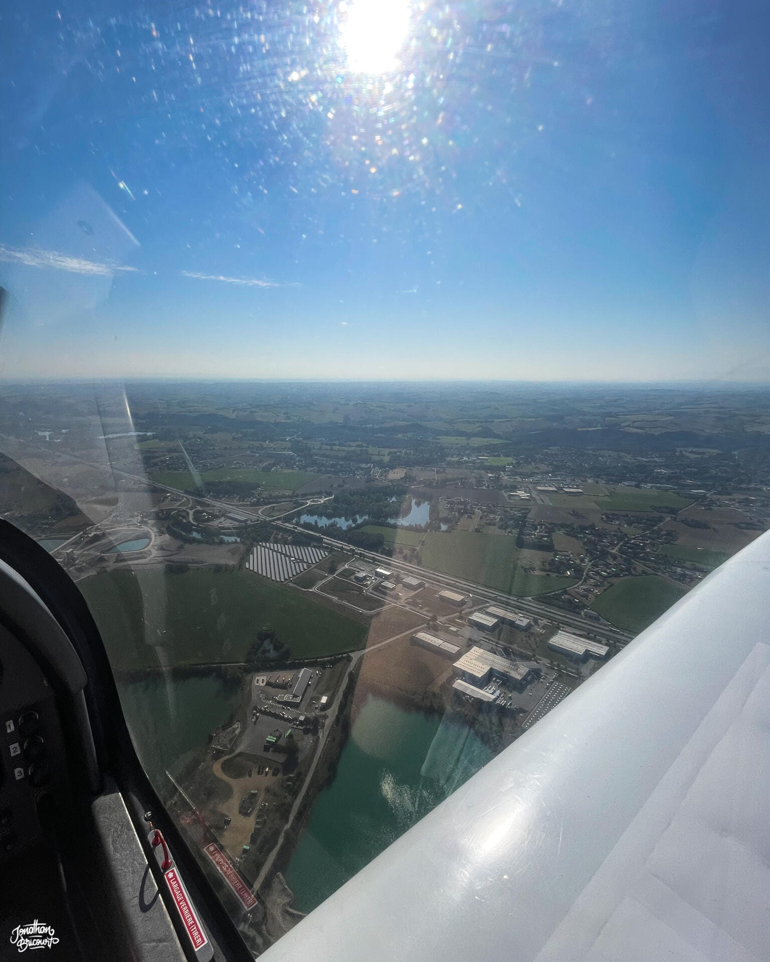 Vol panoramique sur Toulouse et ses alentours : le Canal du Midi, les bastides du Tarn et les villages perchés vus du ciel