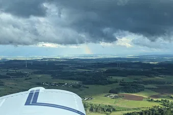 Sichtflug am Regenbogen vorbei
