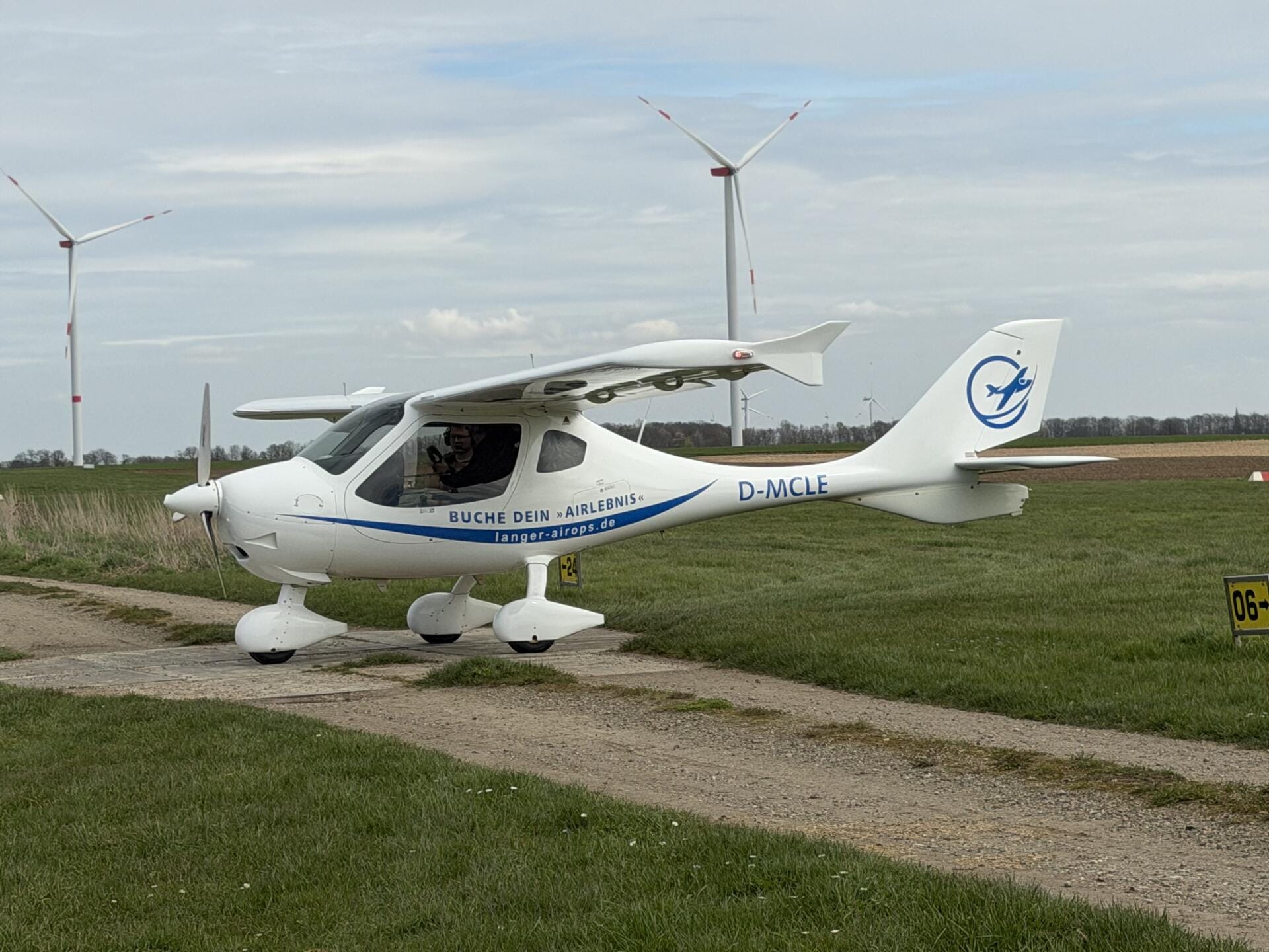 Airlebnis Rundflug über Aachen und Eifel
