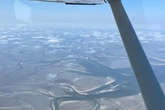 Blick auf das Wattenmeer auf dem Weg nach Sylt