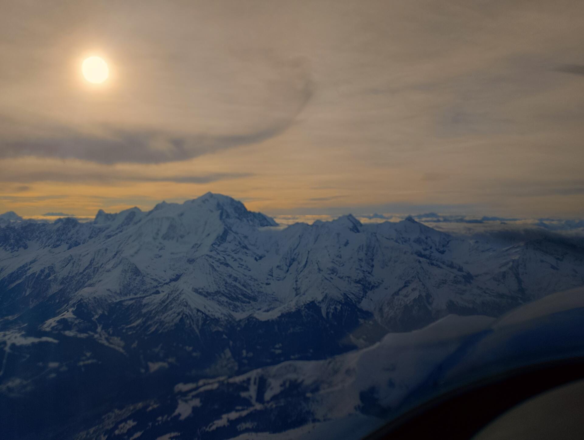 À bord d’un biplace, découvrez le Mont Blanc autrement