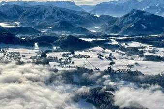Rundflug ab Salzburg zu Deinem Wunschziel