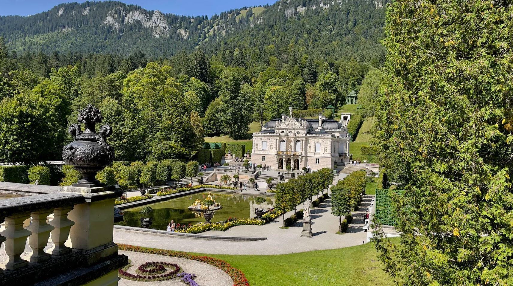 Burgen-Hopping: Schloss Neuschwanstein & Schloss Linderhof