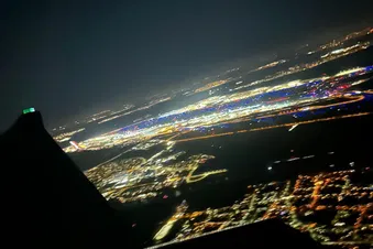 Über und am Internationalen Frankfurter Flughafen vorbei