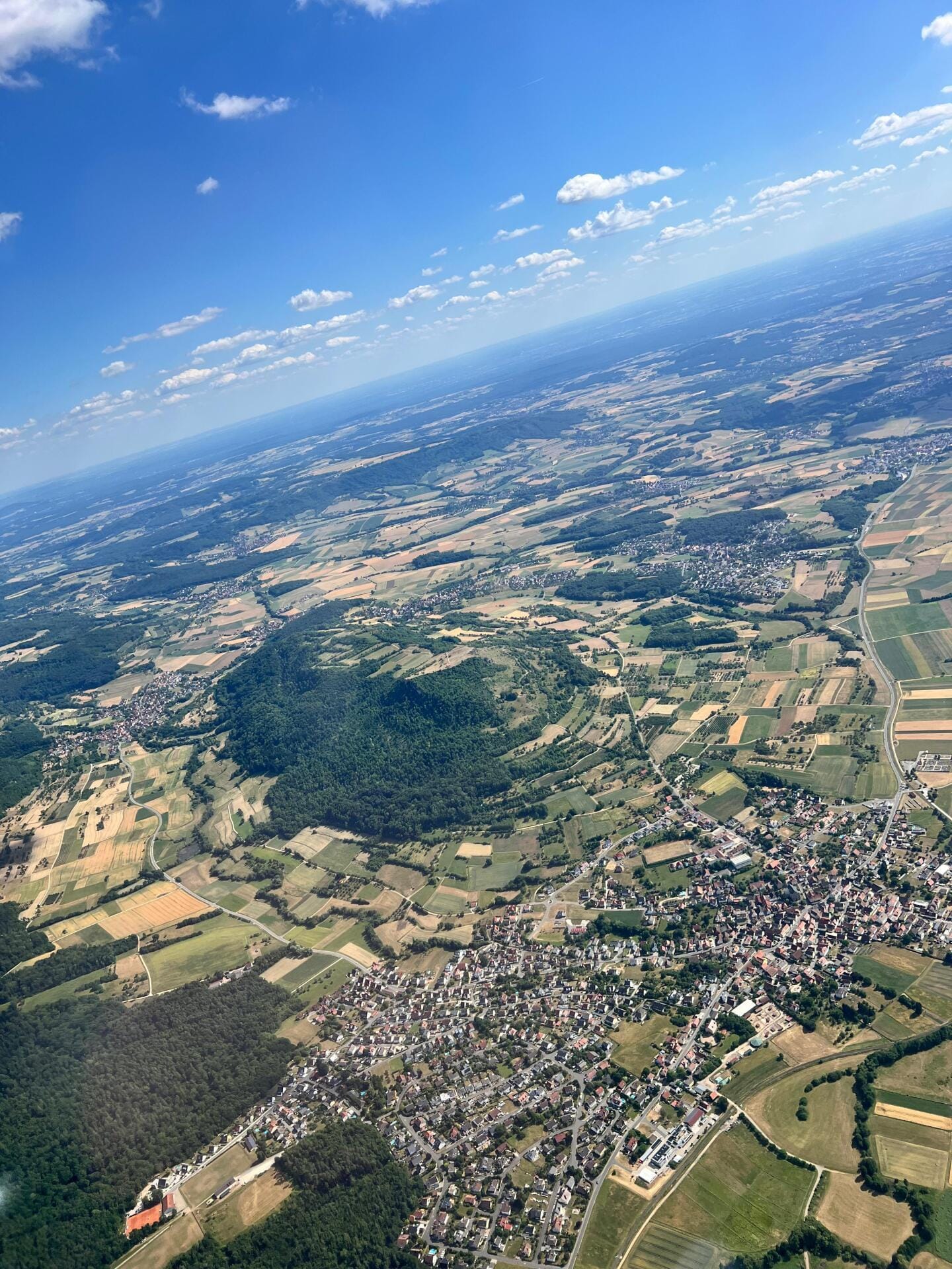 1-Stündiger Rundflug über Nürnberg & die Fränkische Schweiz