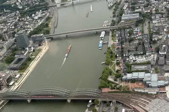 Düsseldorf, Köln, Drachenfels & Mönchengladbach