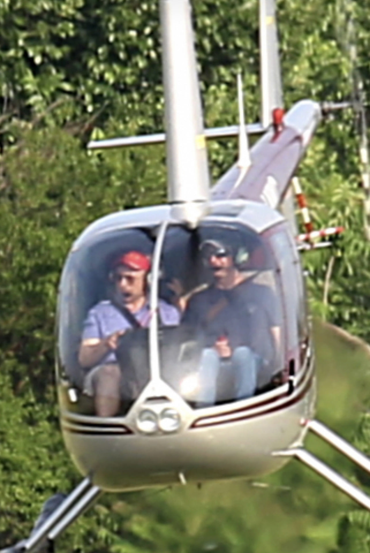 Front view R44 in Flight