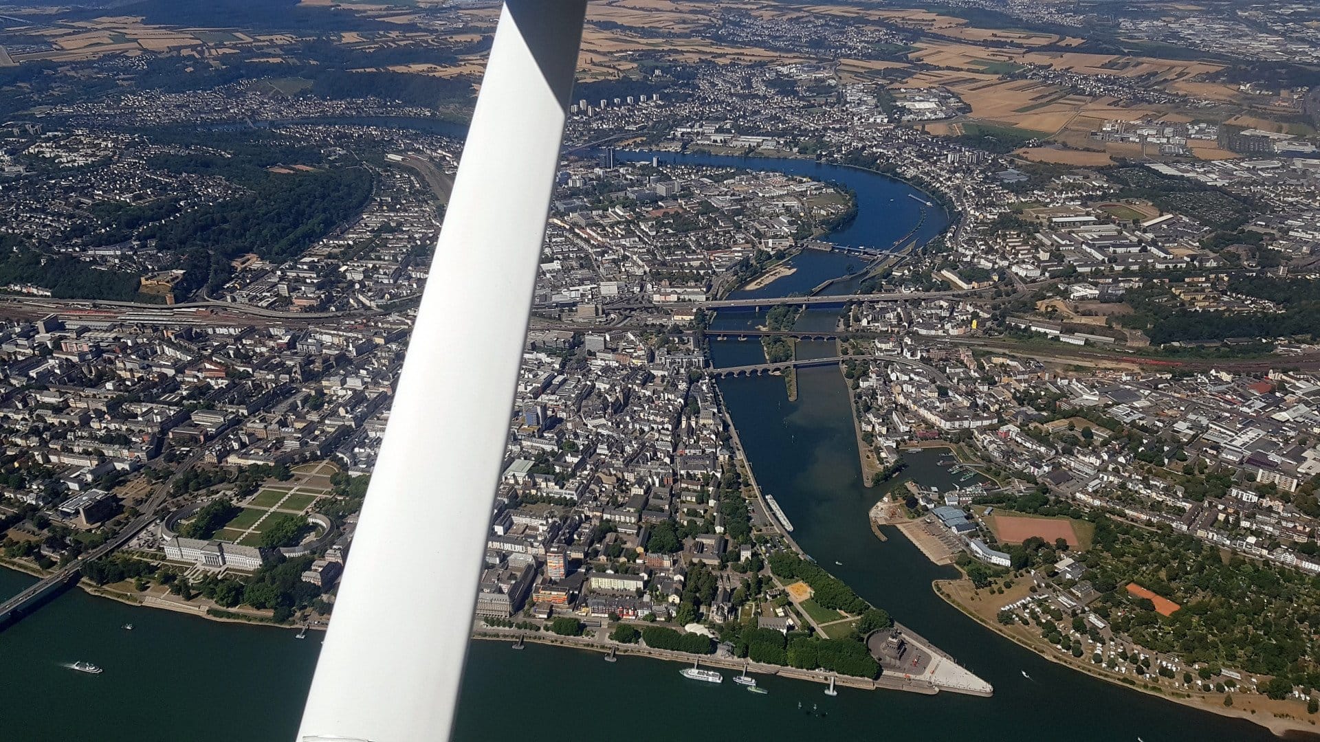 Mosel, Koblenz & Nürburgring (90 Min./ab 2 P.)