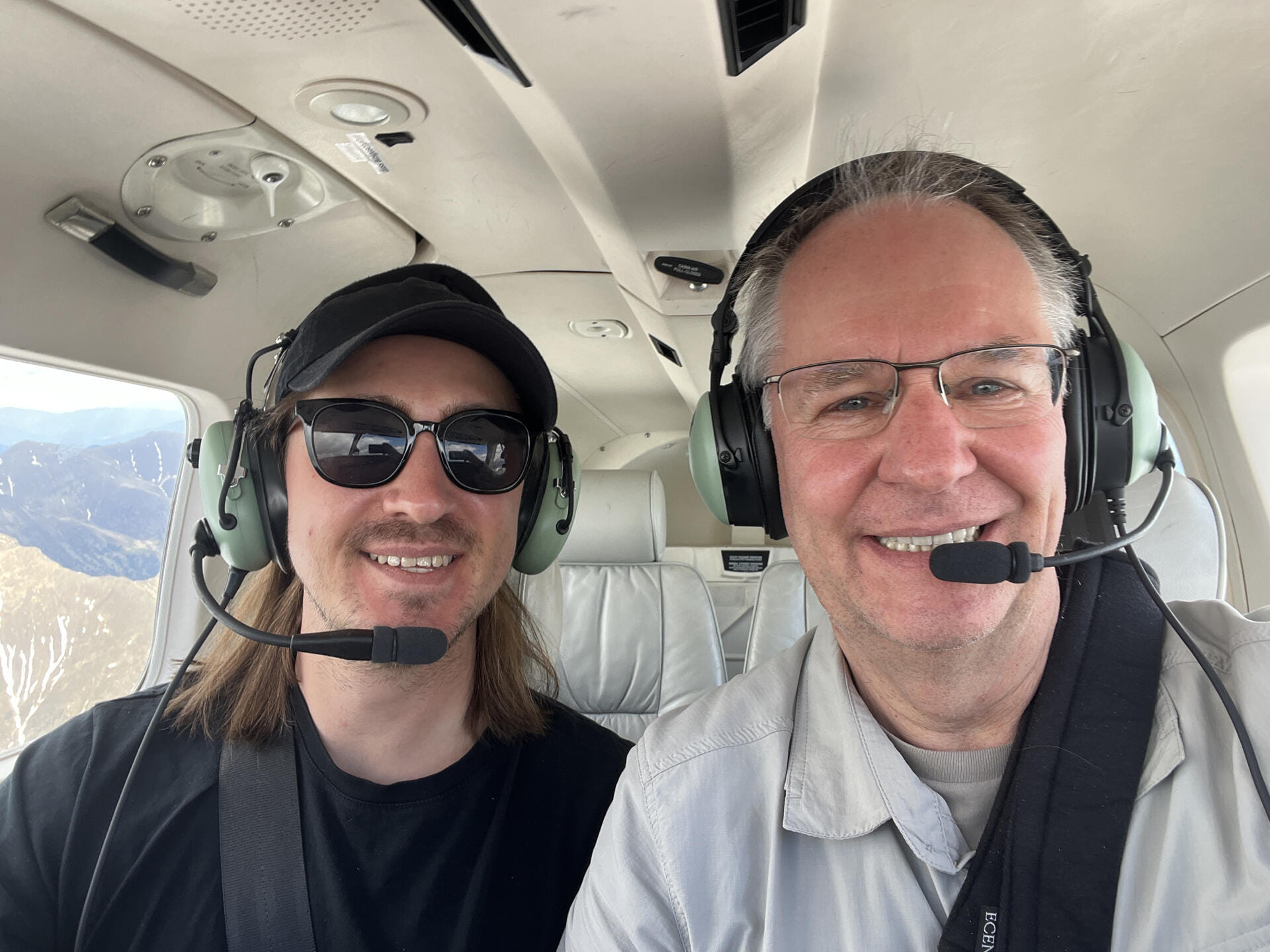 Fliegen? Das Schönste auf der Welt. Come fly with us...