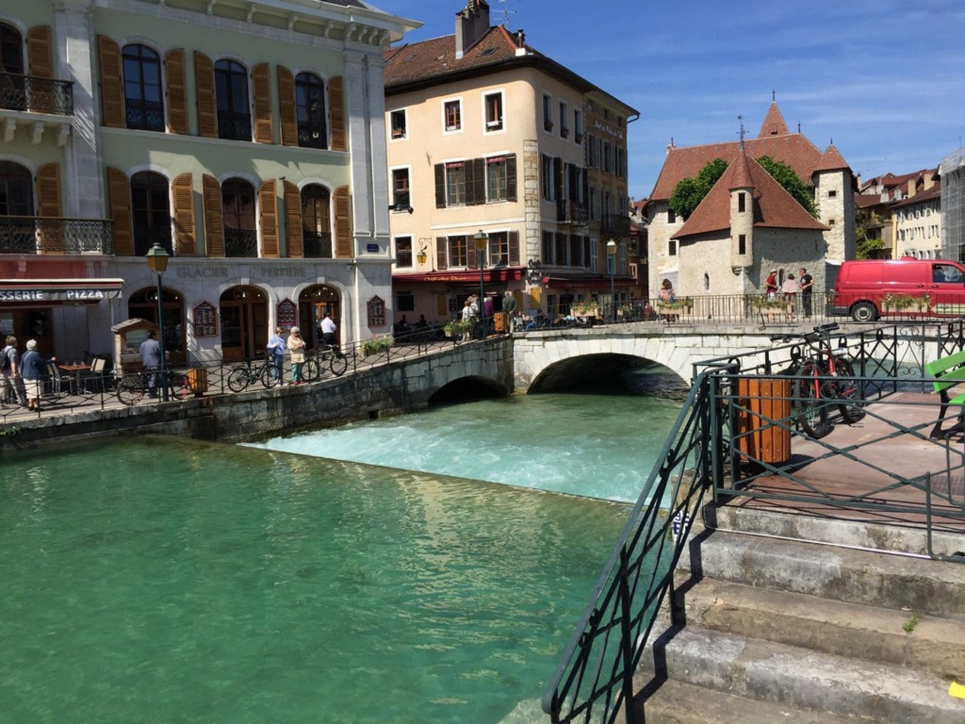 Vol d'excursion : Mont Blanc et lac d'Annecy depuis Besançon