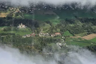 Sightseeing from a modern aircraft