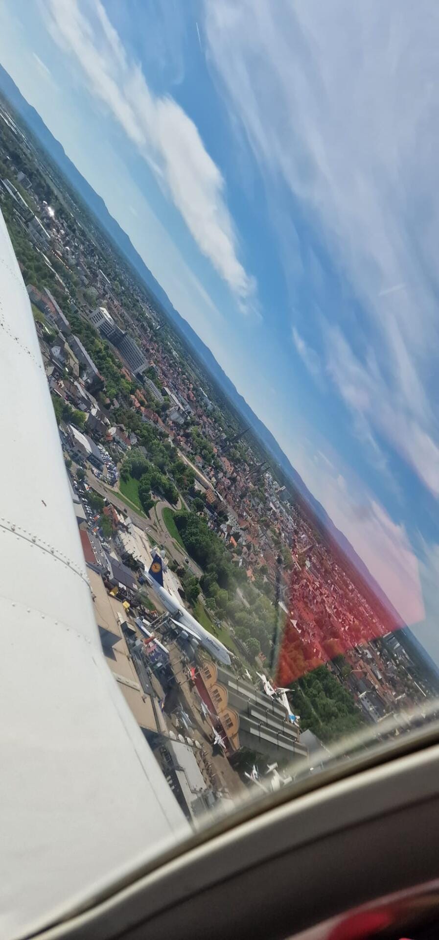 Abflug über dem Technikmuseum