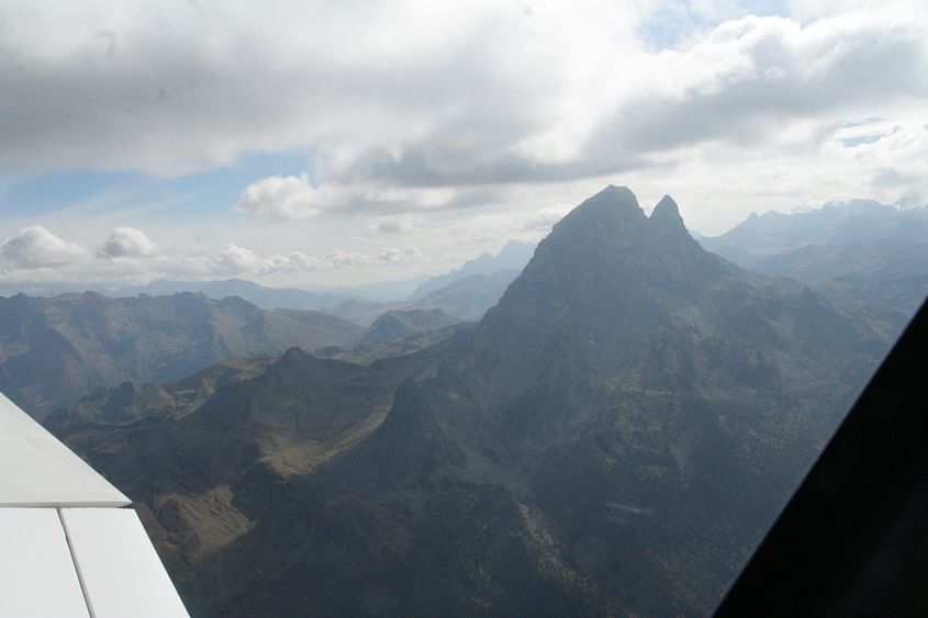 Balade aérienne au dessus des Pyrénées🛫🏔🏞🛬