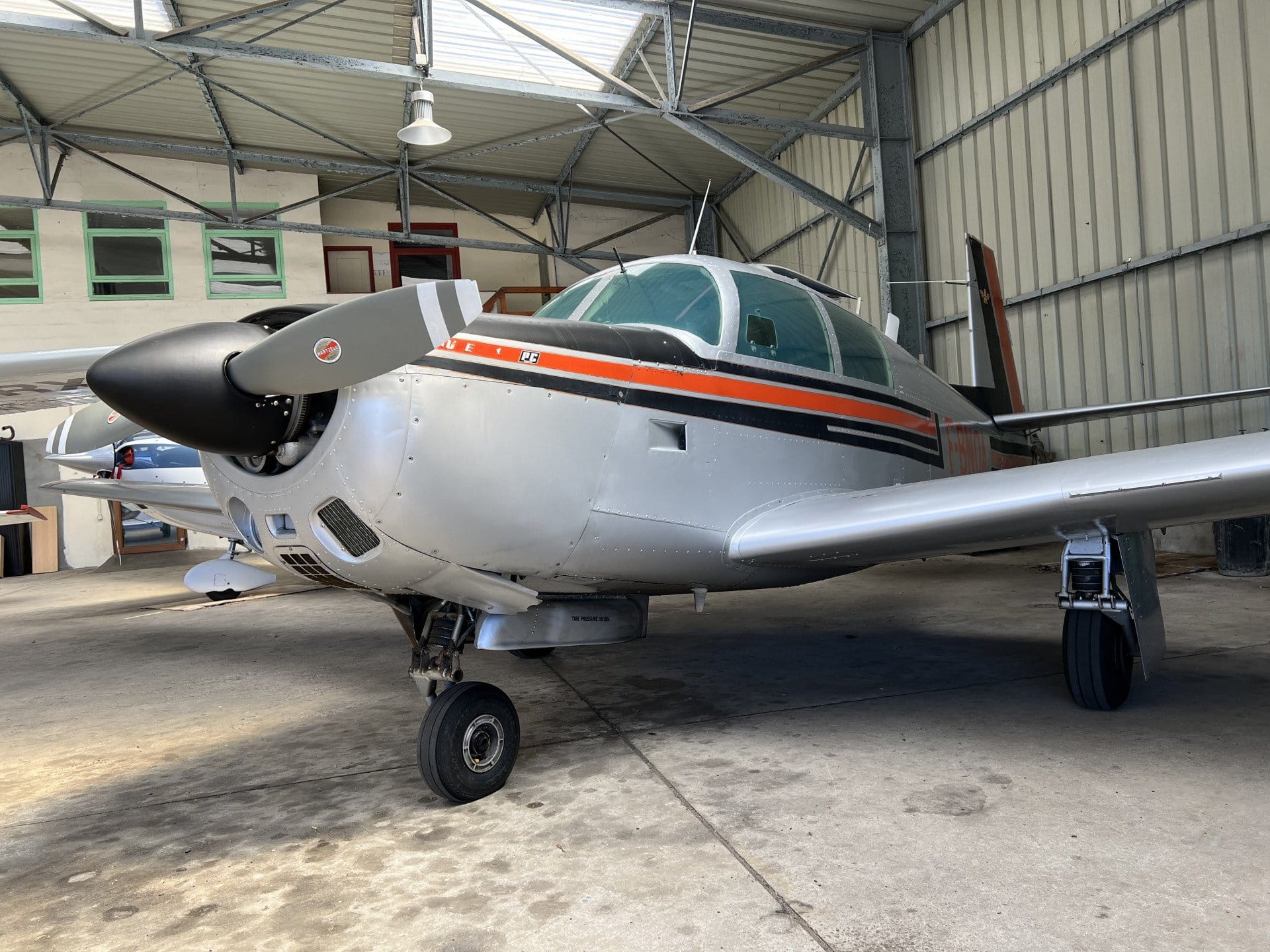 Mooney M20