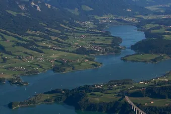 Vol panoramique des Préalpes aux géants des Alpes bernoises