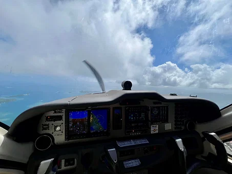 Vue cockpit sur les îlets du François