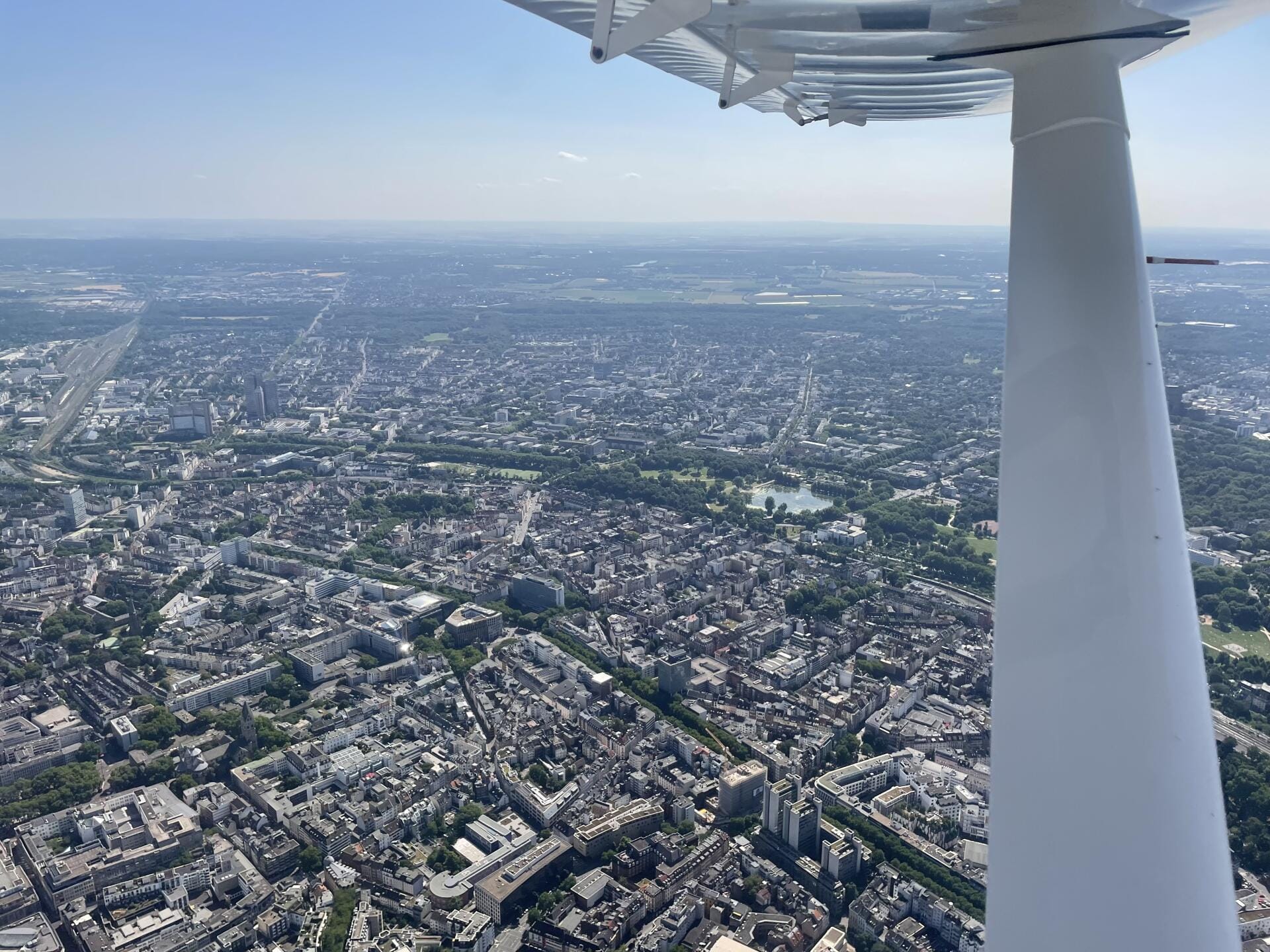 Bahnhofskapelle und die schönste Stadt am Rhein!
