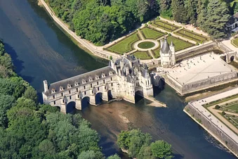 Les Châteaux de la Loire en avion
