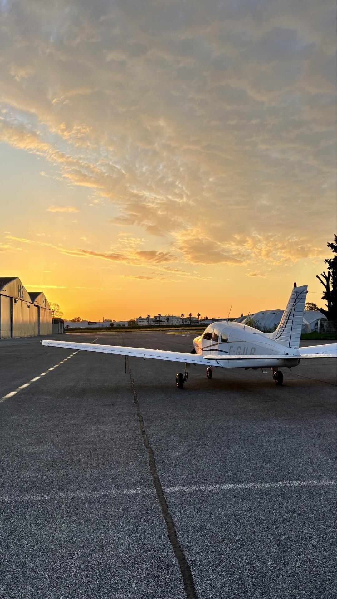F-GJLR Sunrise