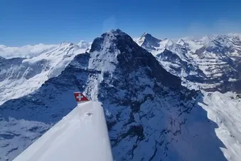 Eiger-Mönch-Jungfrau-Öschinensee-Fribourg-Bern
