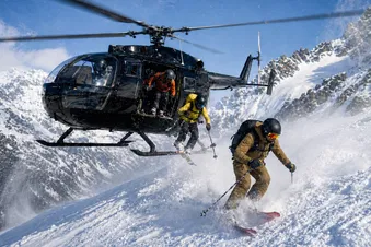Halbtages Helikopter-Event mit dem VIP Turbinenhubschrauber