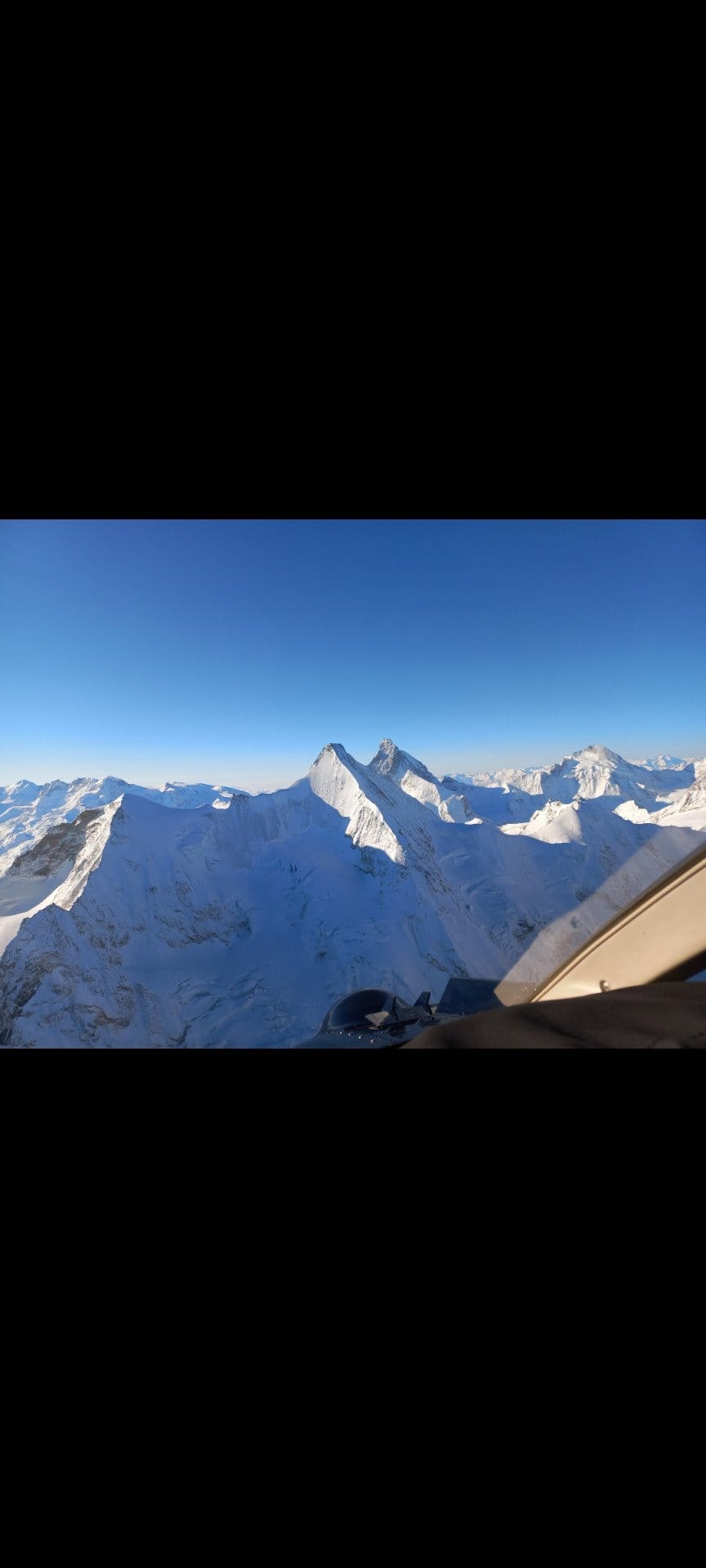 Tour du Cervin et remontée du Glacier d'Aletsch en hélico