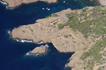 Balade aérienne autour de Marseille et des Calanques