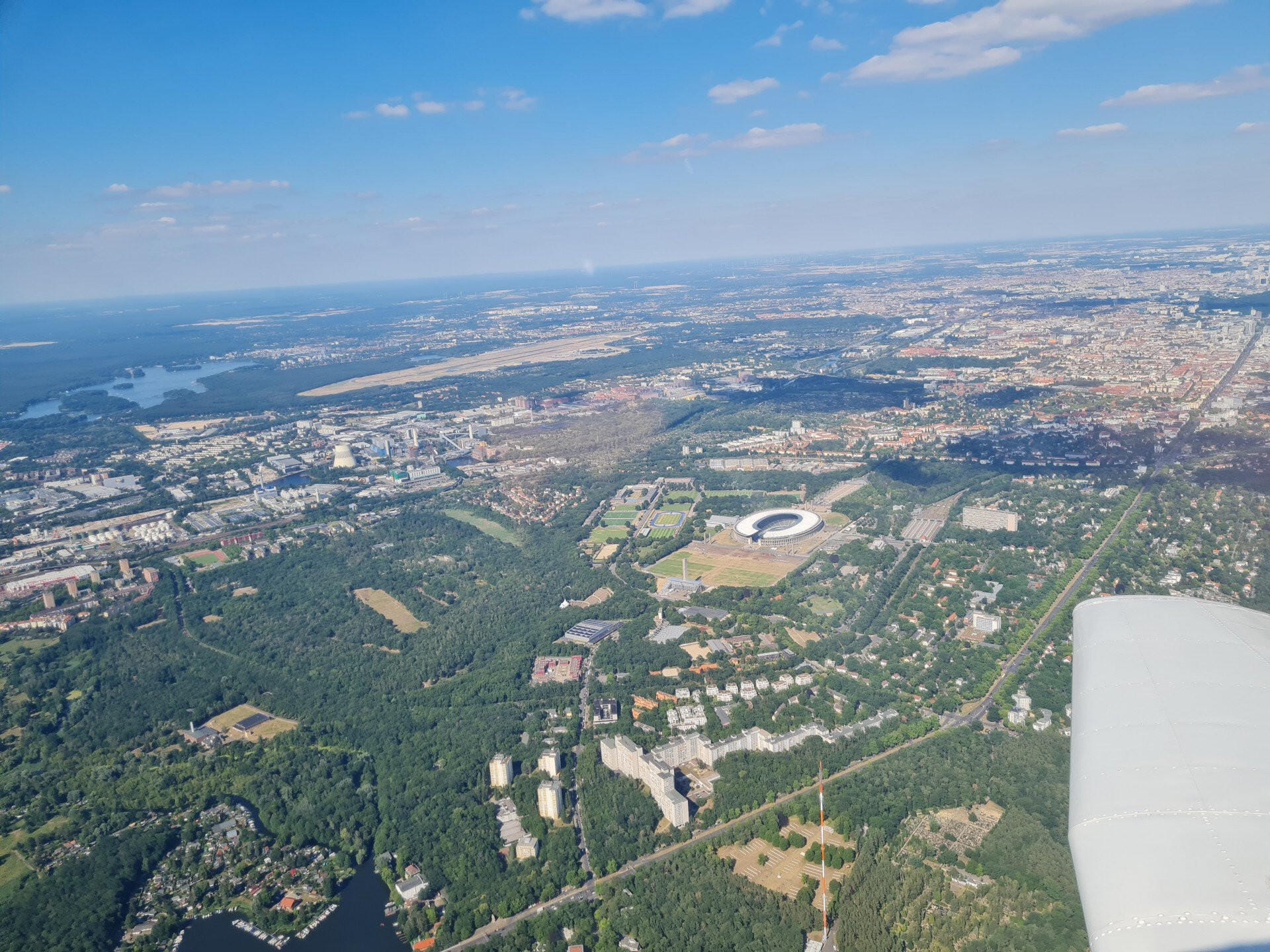 Rundflug über Berlin und Potsdam