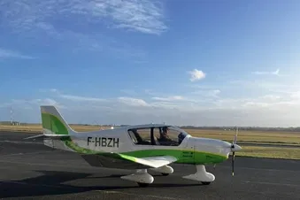 DR400 Rotax, flambant neuf !