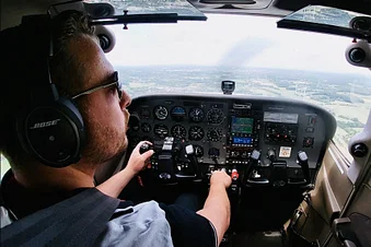 Nicht für jeden geeignet: 1 Mal Airwork mit einem Piloten