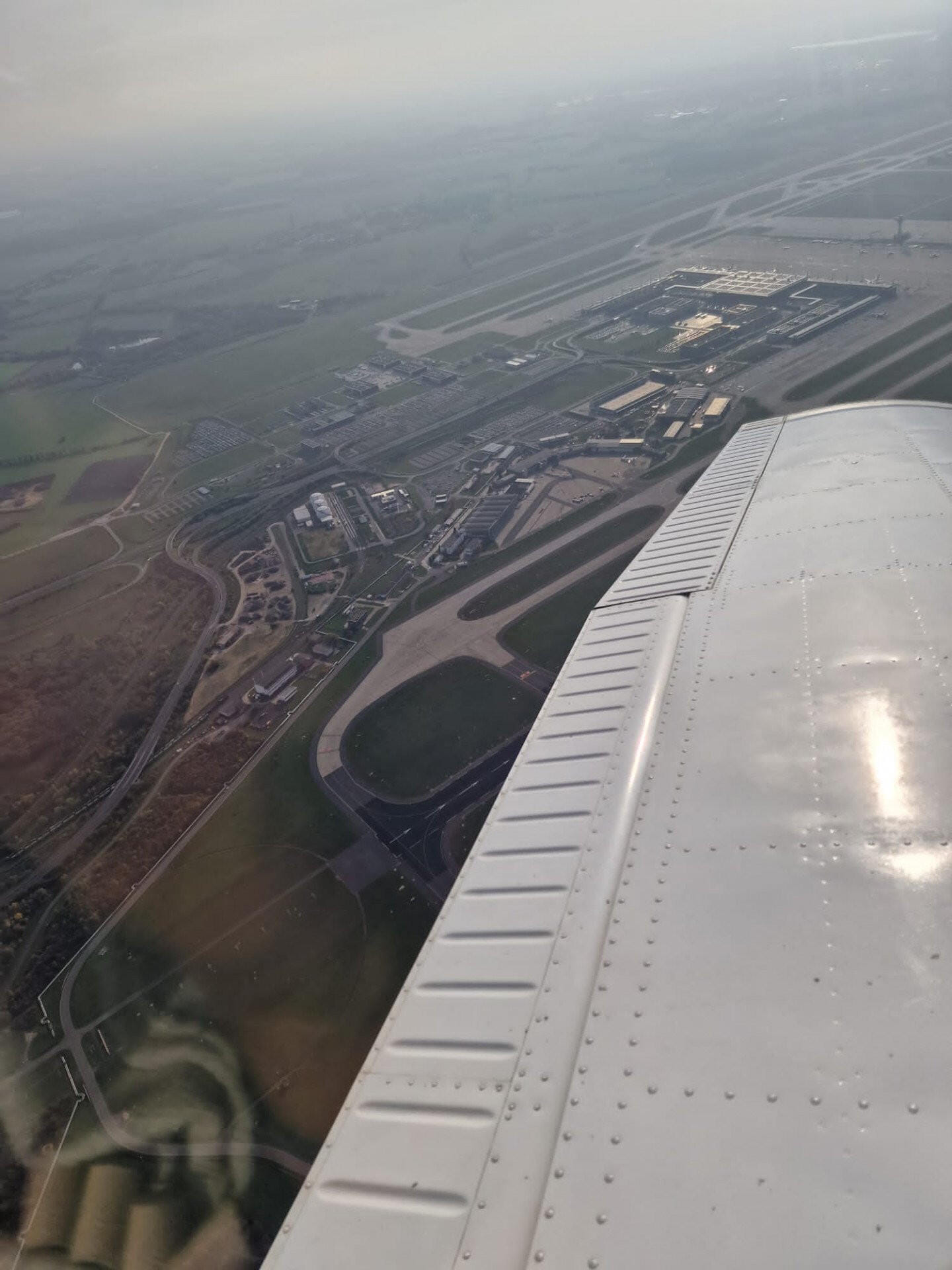 Berlin-Rundflug (über BER, TXL, Falkensee, Potsdam)