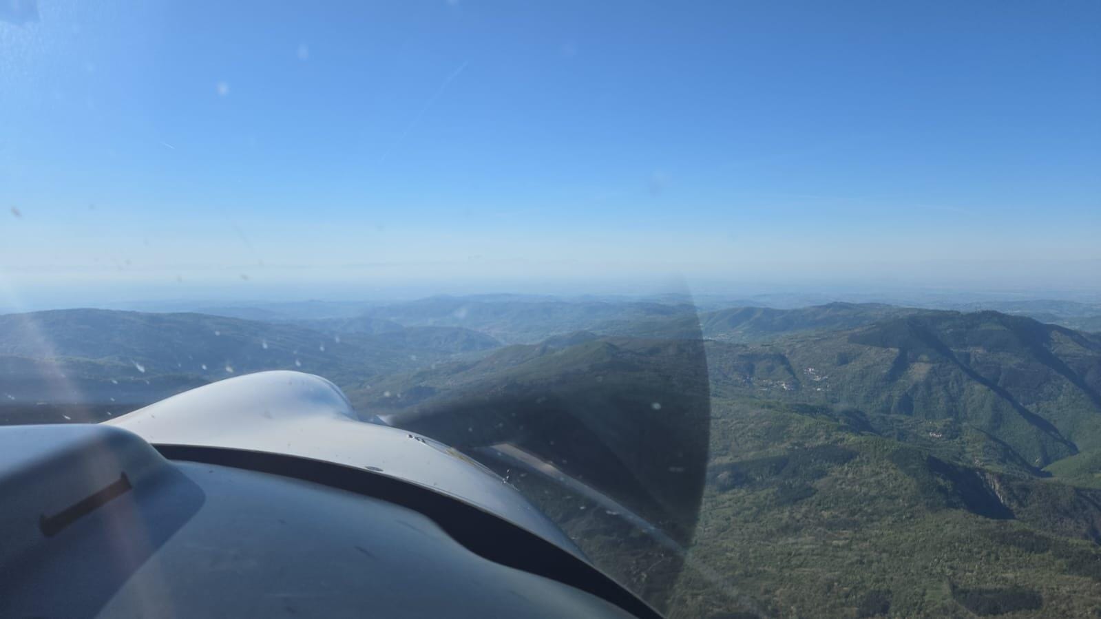 After passing the first 20 minutes, we will fly high over hills and mountains!