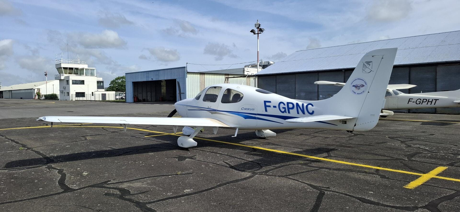 Cirrus SR20 en vue arrière