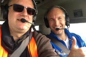 Lausanne und zurück - den Genfersee im Anflug