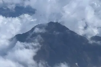 Balade aérienne vers le pic du midi de Bigorre depuis Muret