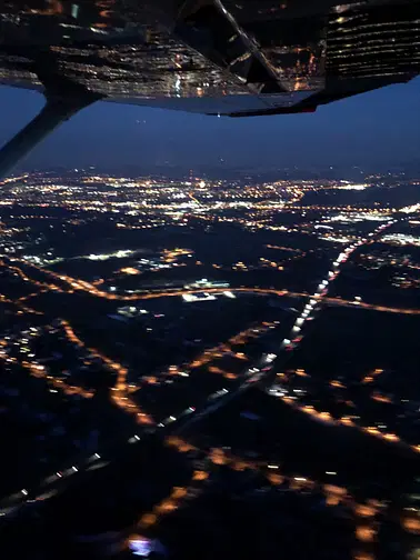 Chemnitz bei Nacht - Rundflug in den Sonnenuntergang