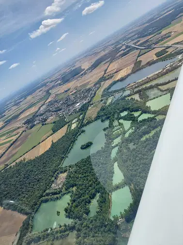 🎁 Un vol magique autour de Dijon en avion  pour papa