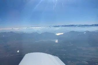 Königsschlösser & Alpenblick – Rundflug ab Landshut