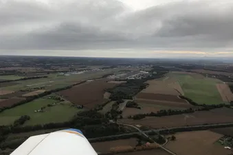 Tour de Pau par le Sud en avion