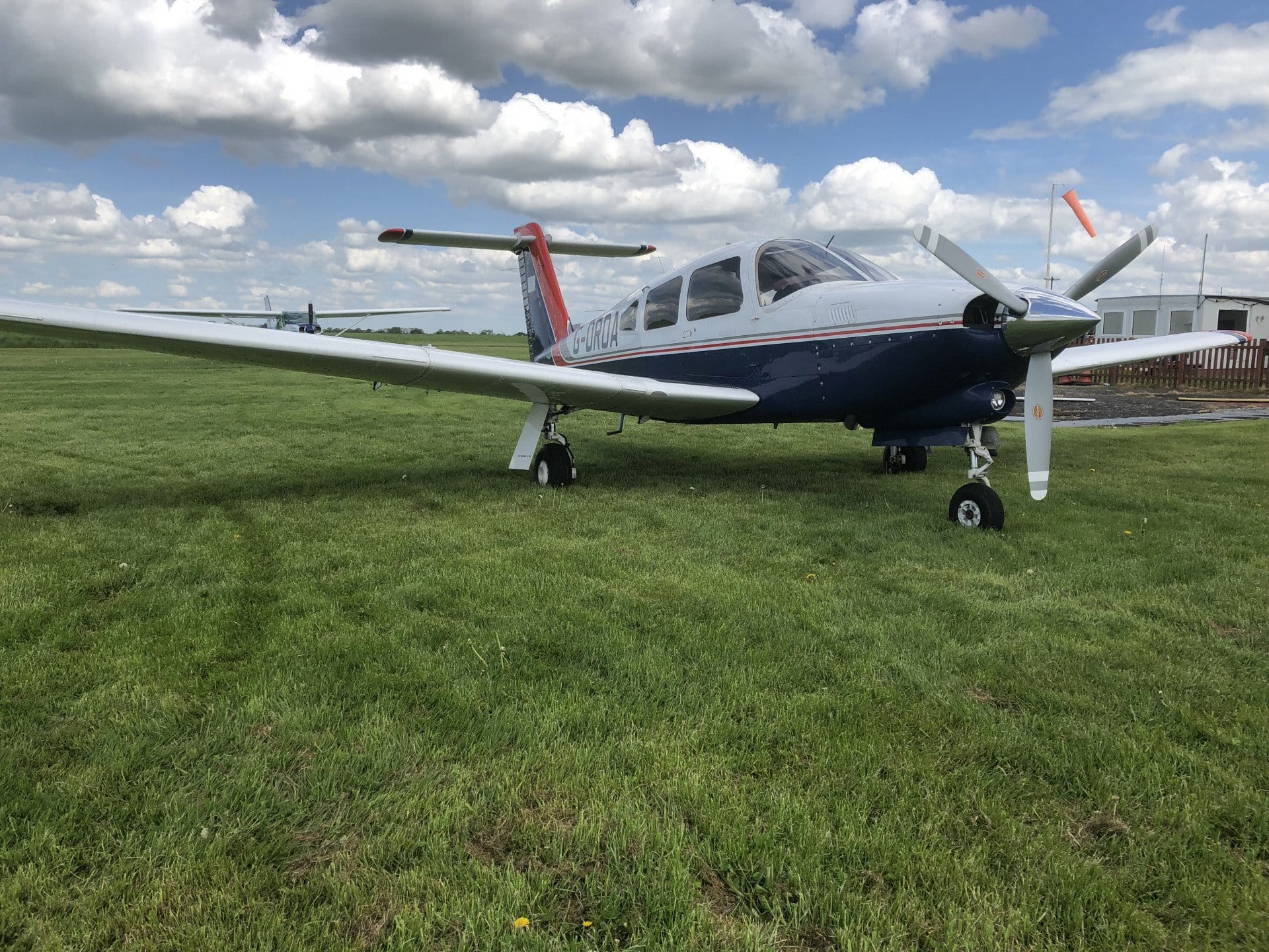 Piper PA-28 R-201T