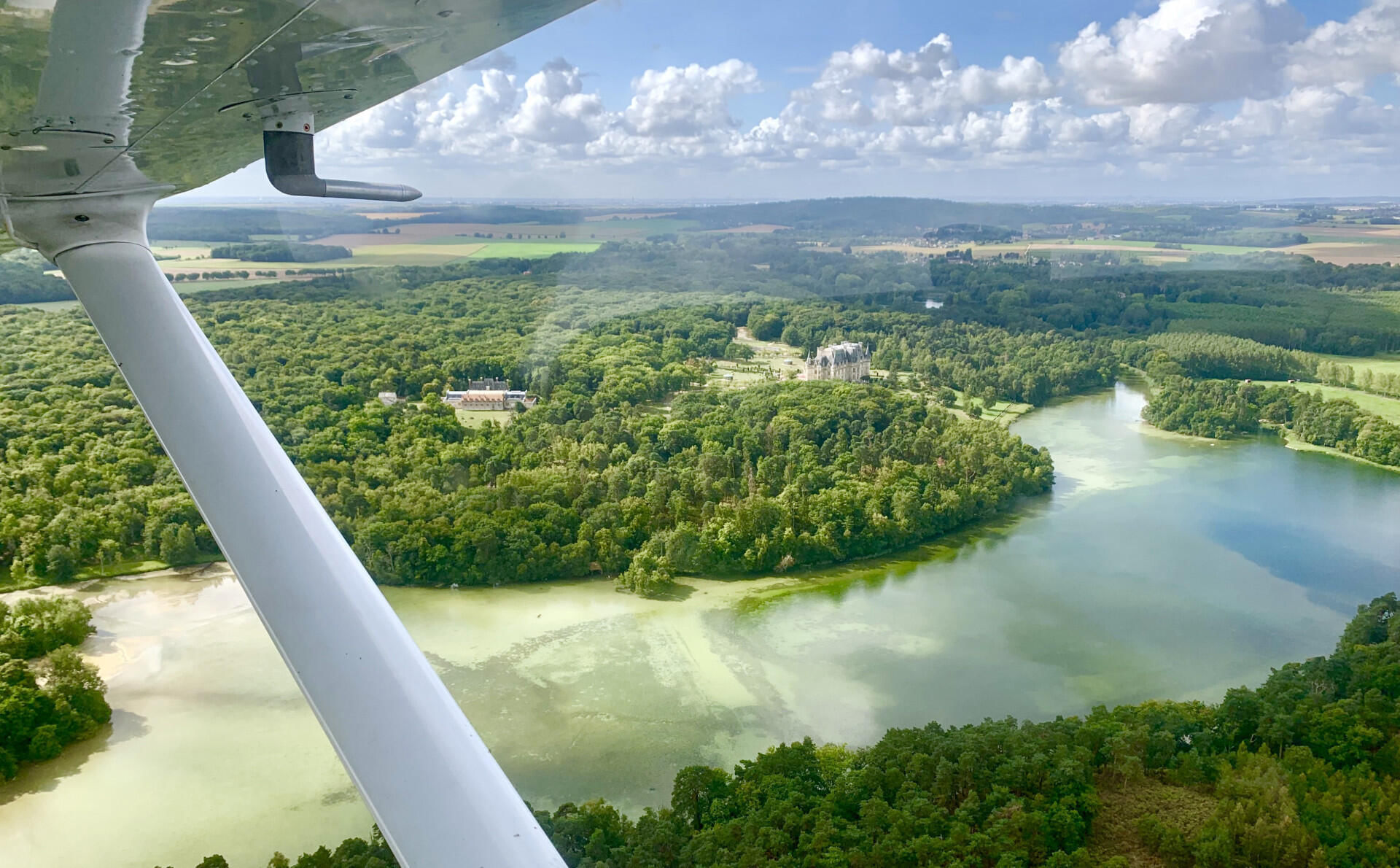 Etangs et château de Vallière