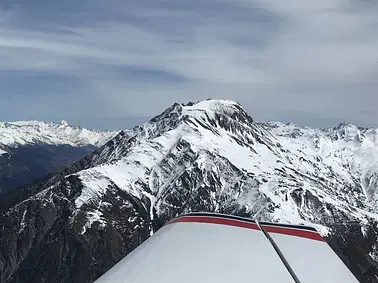Die Bündner Berge von oben sehen