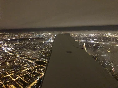 Balade aérienne de nuit autour de paris
