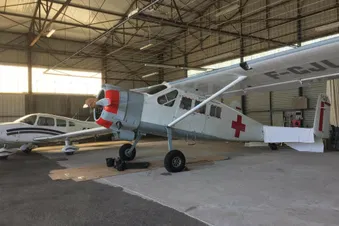 Survolez le Viaduc de Millau en avion privé !