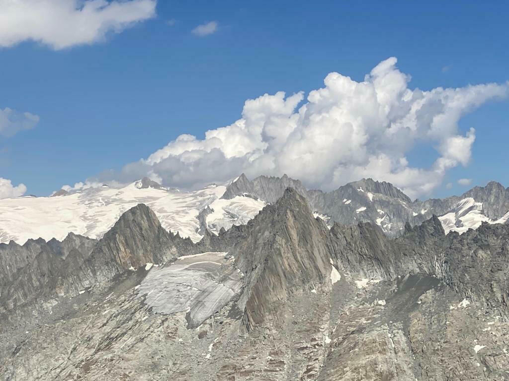 Survol des alpes avec pause midi à Locarno ou Lugano